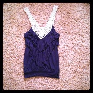 👍Reduced👍Crotchet strap ruffle tank
