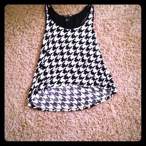 👍Reduced👍Hounds tooth racer back crop top