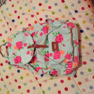 🚫On hold🚫Victoria secret PINK bookbag