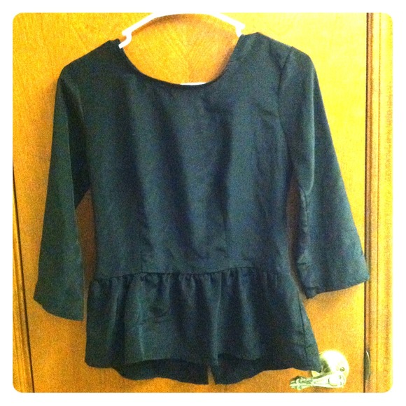 🌟🌟Half sleeve peplum shirt!🌟🌟