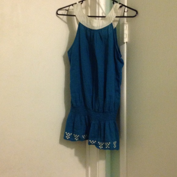 Cute blue and white shirt - Picture 2 of 2