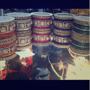 Beautiful Indian/Pakistani Styled Bangles !