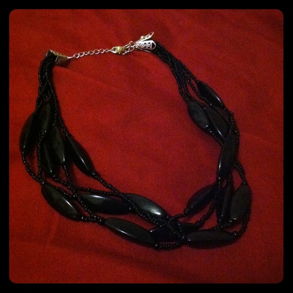 Black bead layered necklace