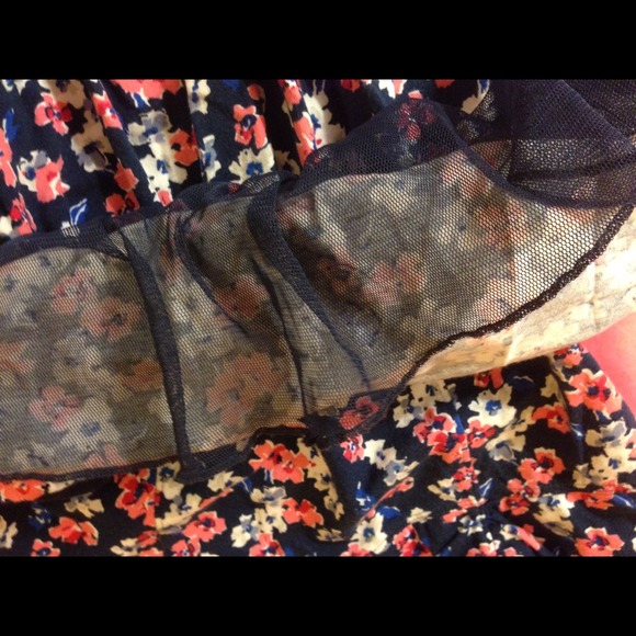 A&F Floral dress - Picture 3 of 4