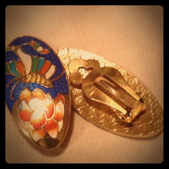 Beautiful vintage earrings