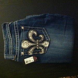 🎉SAVE FOR MOMMY C new!! Miss Me Jeans!🎉