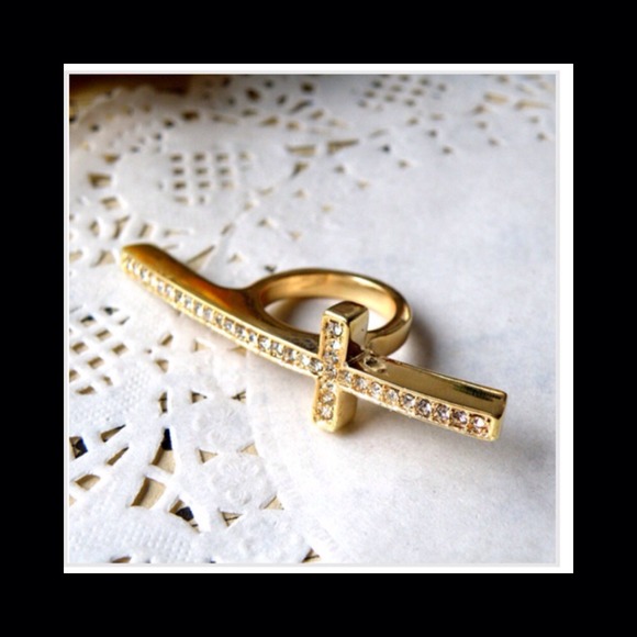 ‼️Sold‼️Rhinestone gold plated cross ring💥 - Picture 2 of 2