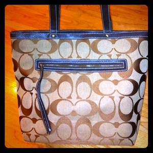 Large COACH tote