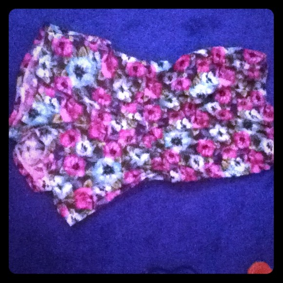 floral romper! worn twice!