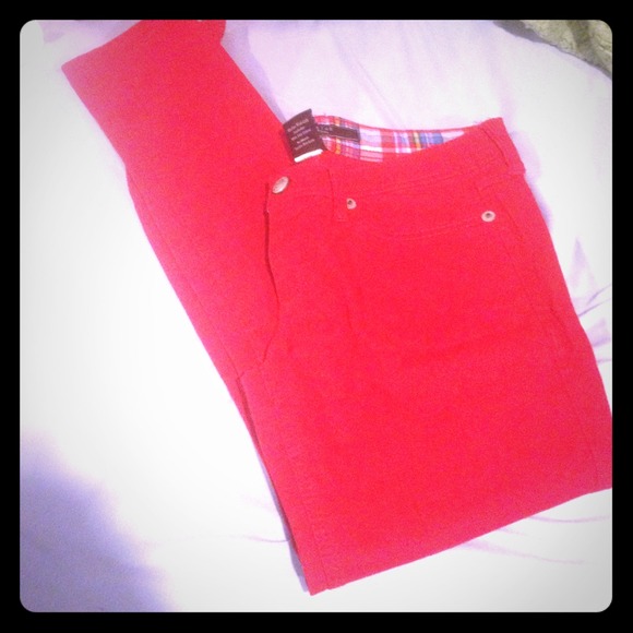 Red jeggings