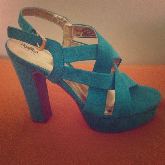 Shoe