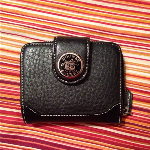 💯% Authentic Dooney & Bourke Wallet