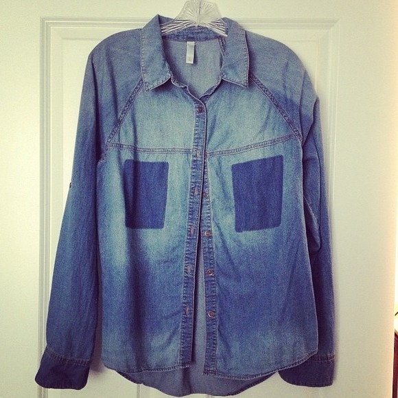 XL chambray denim shirt. Fits like a M/L