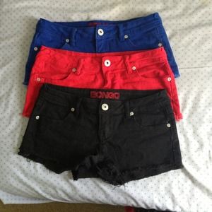 Bundleee!!! Red one is no longer available.