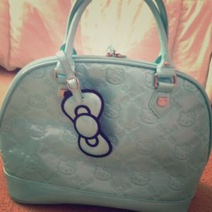Hello Kitty Mint purse