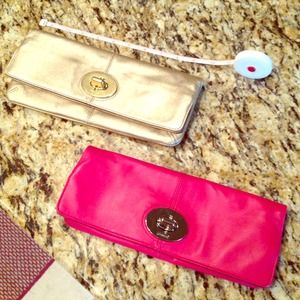 ❗SOLD IN BUNDLE❗Authentic Coach soft leather pink