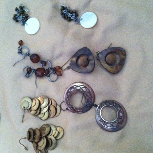 Jewelry bundle - Picture 2 of 3