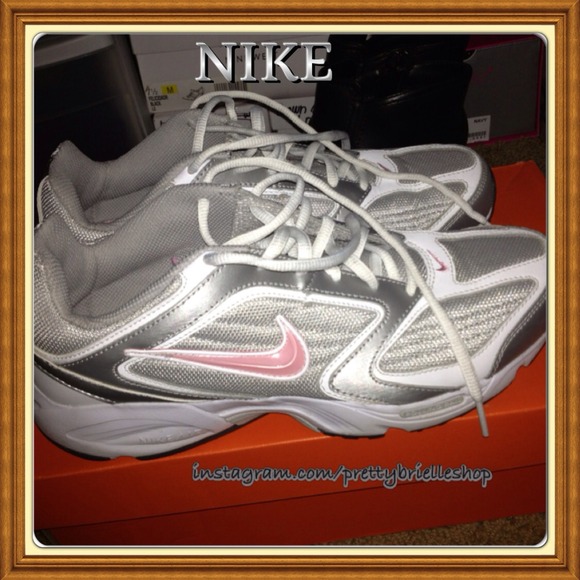 🌟🌟🎀NIKE Women's Air Avenue🎀🌟🌟