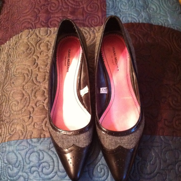 ✂️REDUCED✂️ Black Tuxedo Heels