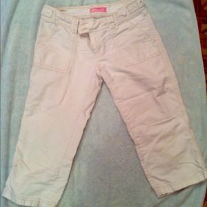 Aeropostale white capri pants