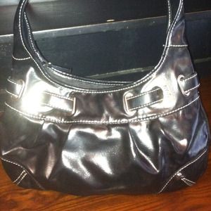 🔴⬇💥NY&C BLACK PATENT LEATHER HANDBAG💥