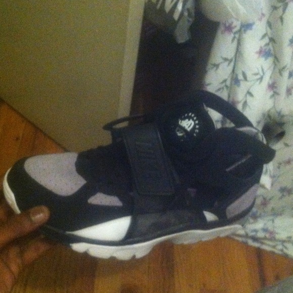 Bo Jackson huaraches size 9 brand new - Picture 4 of 4