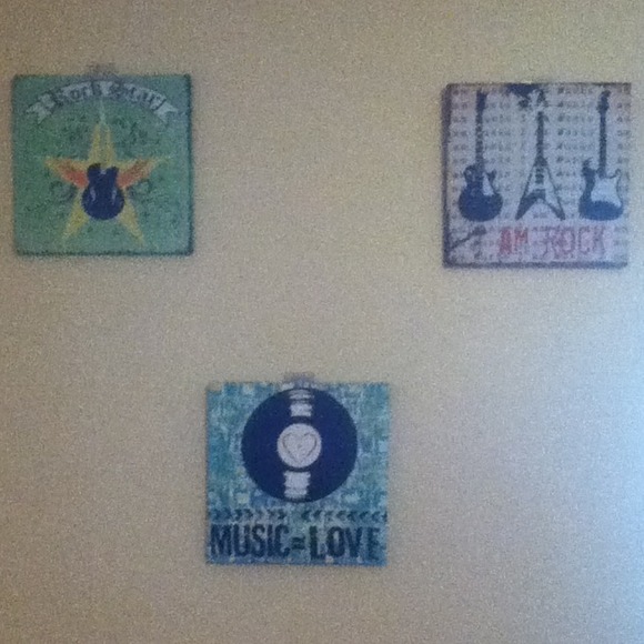 Wall pictures