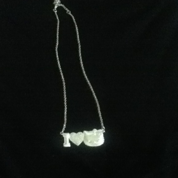 Hello kitty necklace - Picture 2 of 2