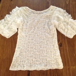 White lace 3/4 sleeve shirt