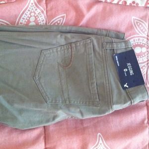 American eagle pants