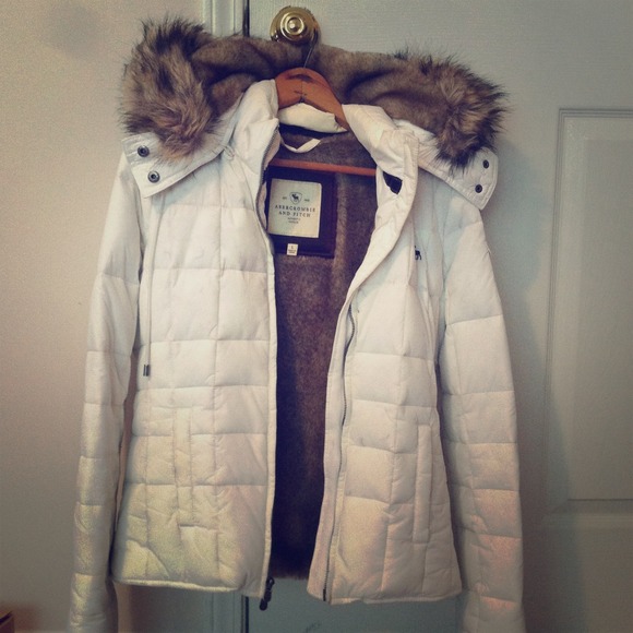 A&F fitted down winter coat