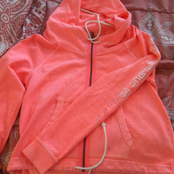 Hot pink American eagle zip up