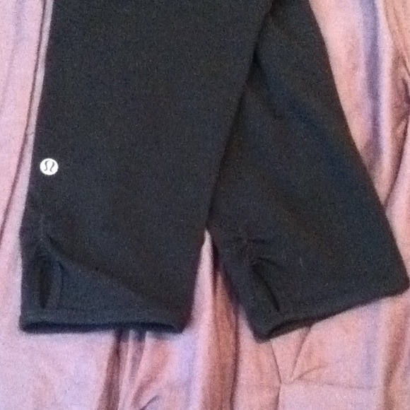Lululemon capris size 2