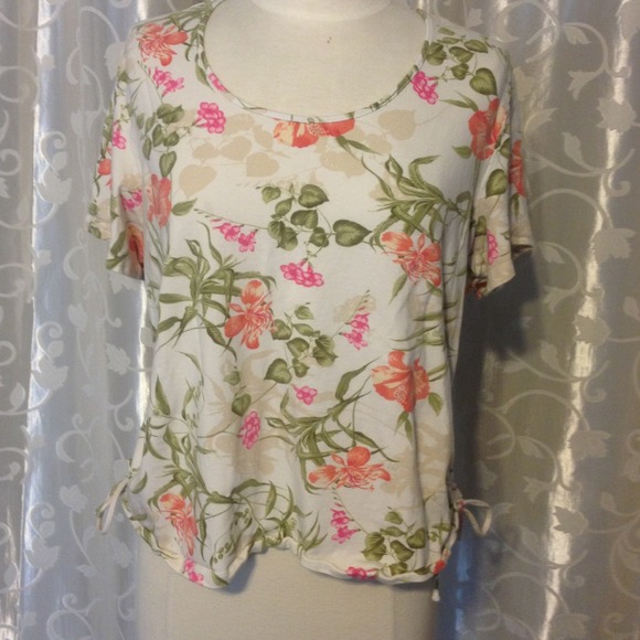 🌺Hawaiian top🌺