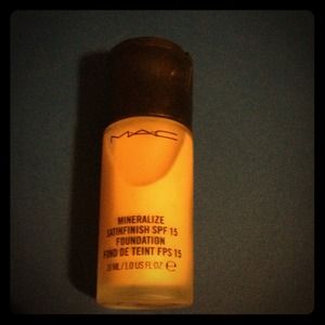 Mac foundation an benefit eyeshadow for kleegirl