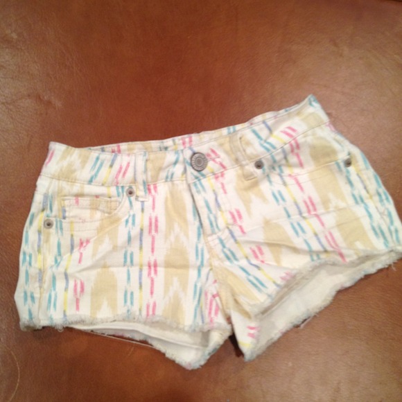 Pattern shorts
