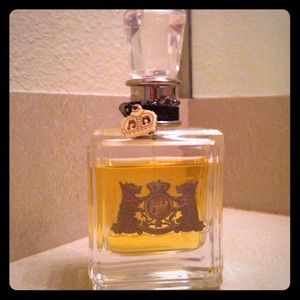 ⭕Reserved nohemi2828⭕Juicy Couture Perfume.