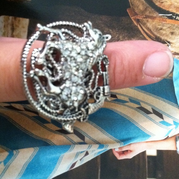 Ring - Picture 3 of 3