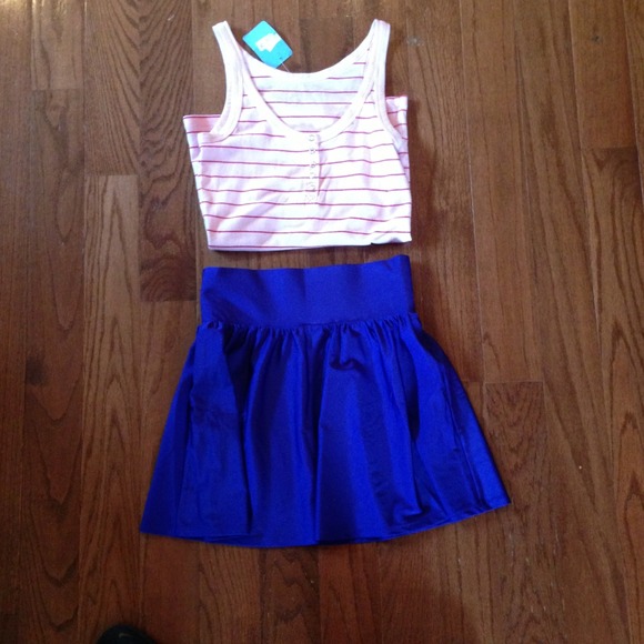 Forever 21 High Waister Skater Skirt & GAP tank