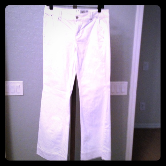 White House Black Market Jeans