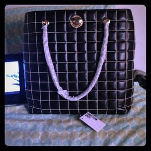 Brand NEW MOSCHINO Tote bag.