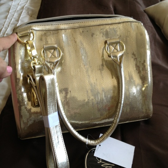 Golden bag........ 🎉sold🎉