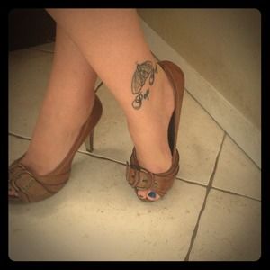 Guess Brown Leather Heals !