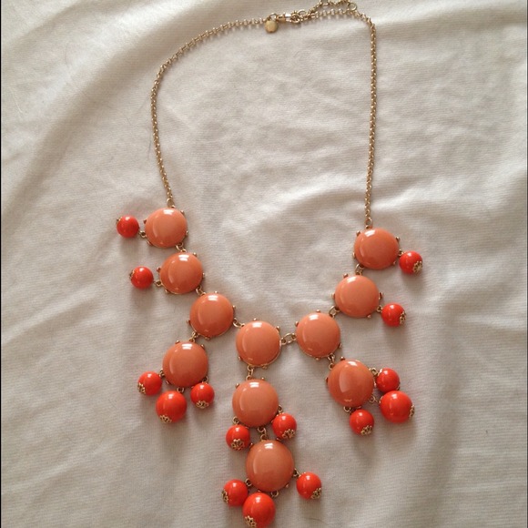 🚫 Traded 🚫New J. Crew inspired Bubble Necklace