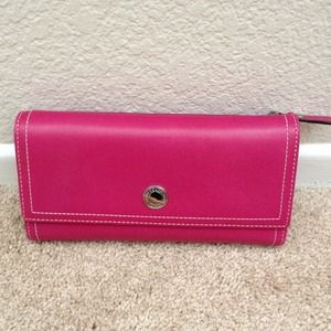 All leather fuchsia Coach wallet