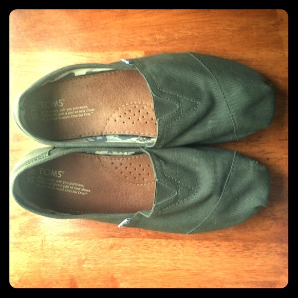 Men's Size 10 Olive Green TOMS Classic