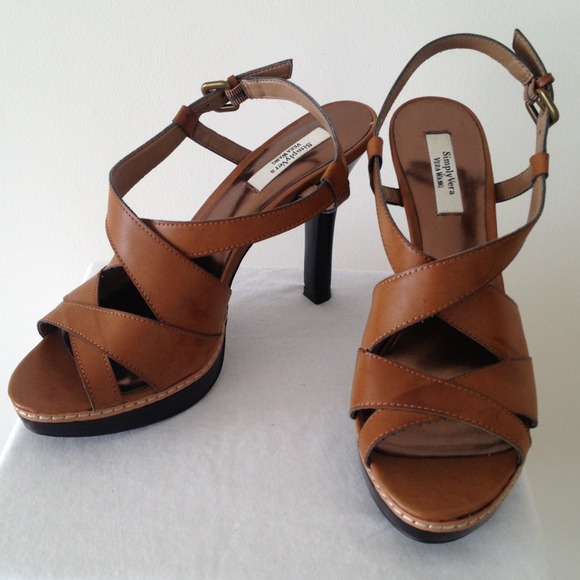 Vera Wang Shoes - ️✂️PRICE CUT✂️Vera Wang Marjoram