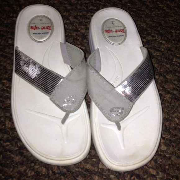 Sketchers tone up sandals.