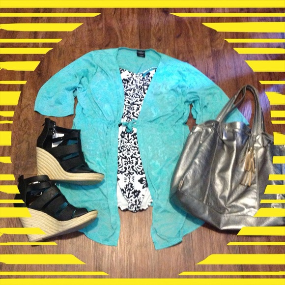 Hold:Women's Burnout Swim Cover-Up Tunic