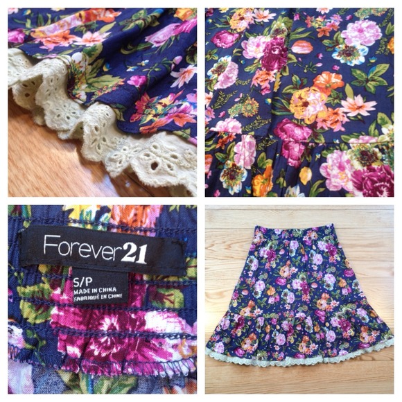 Forever 21 vintage style floral skirt - Picture 2 of 2